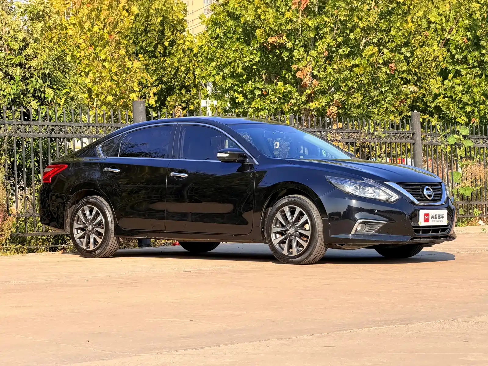 Фото 3 - Nissan Teana