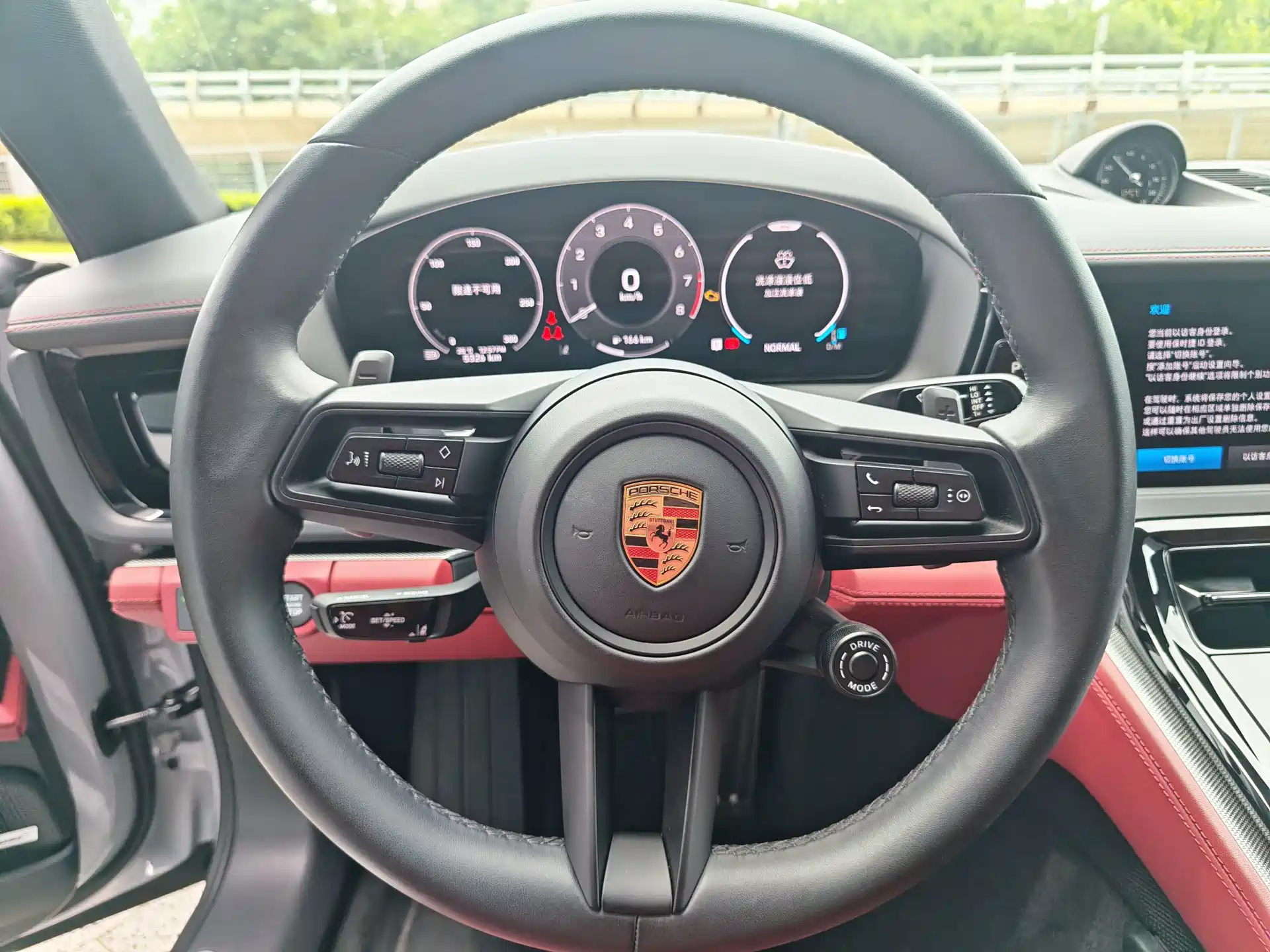 صورة 17 - Porsche Panamera