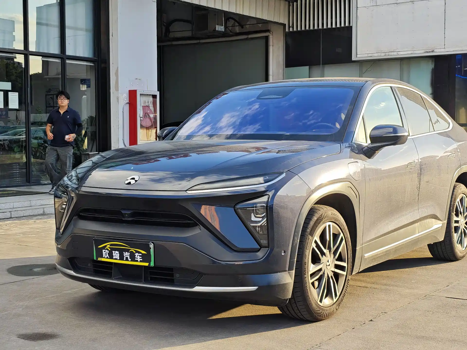 Photo 1 - NIO EC6