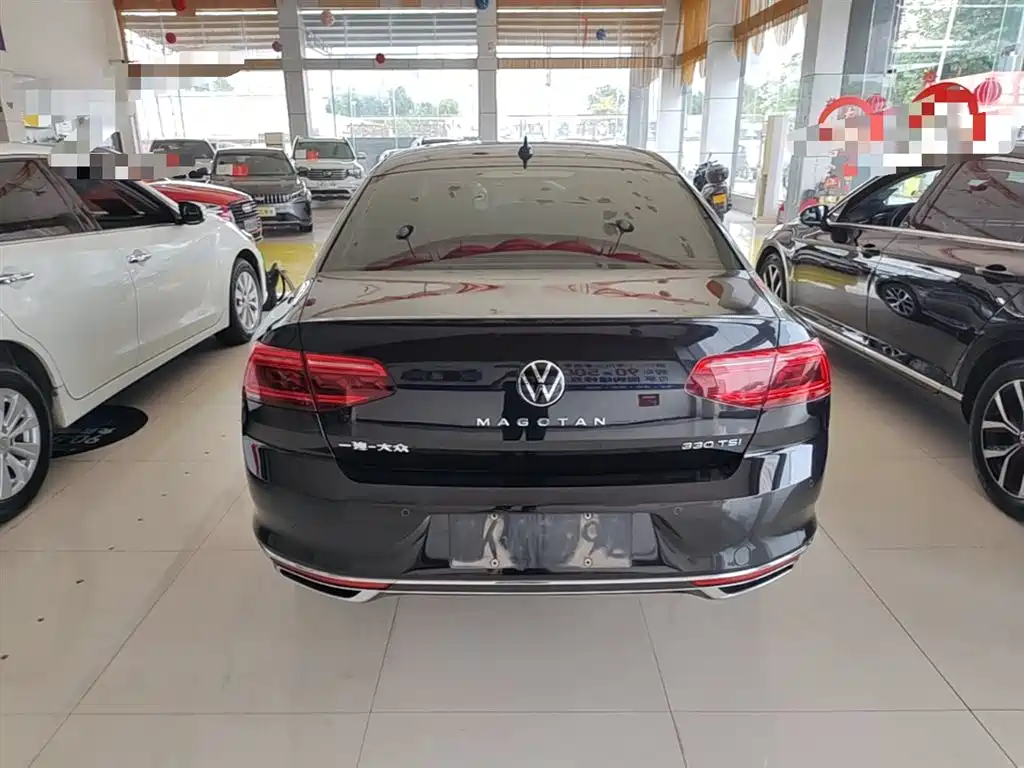 Volkswagen Magotan 2020 330TSI DSG Leading фото 6