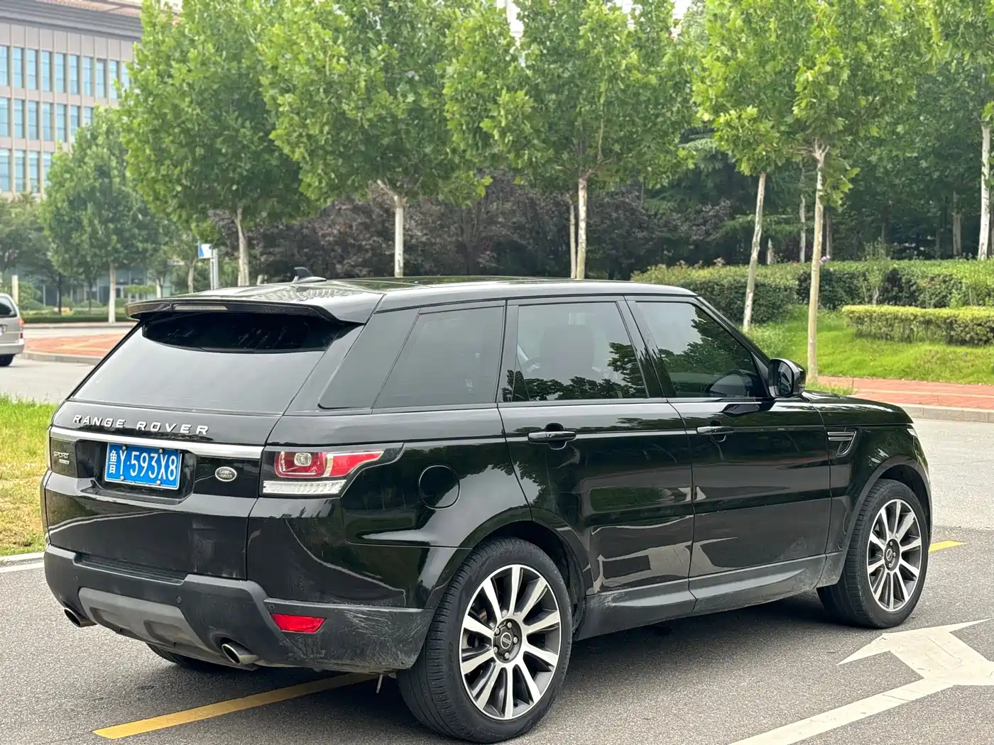 Фото 5 - Land Rover Range Rover Sport