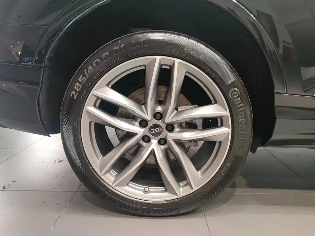 Audi Q7 2025 2025 55 TFSI quattro S line Sport