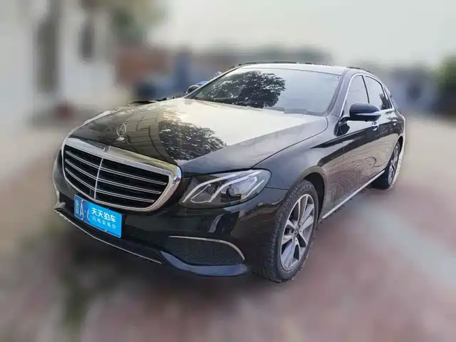 Mercedes-Benz E-Class 2019 E 300 L Luxury — фото 1