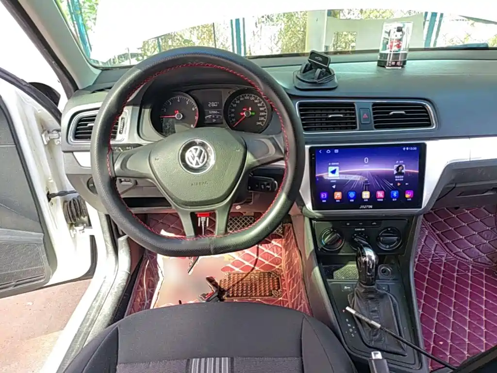 صورة 11 - Volkswagen Lavida Tour