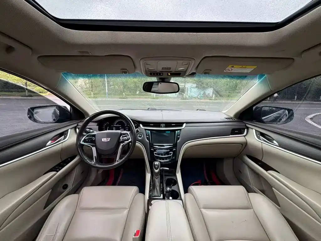 Photo 13 - Cadillac XTS