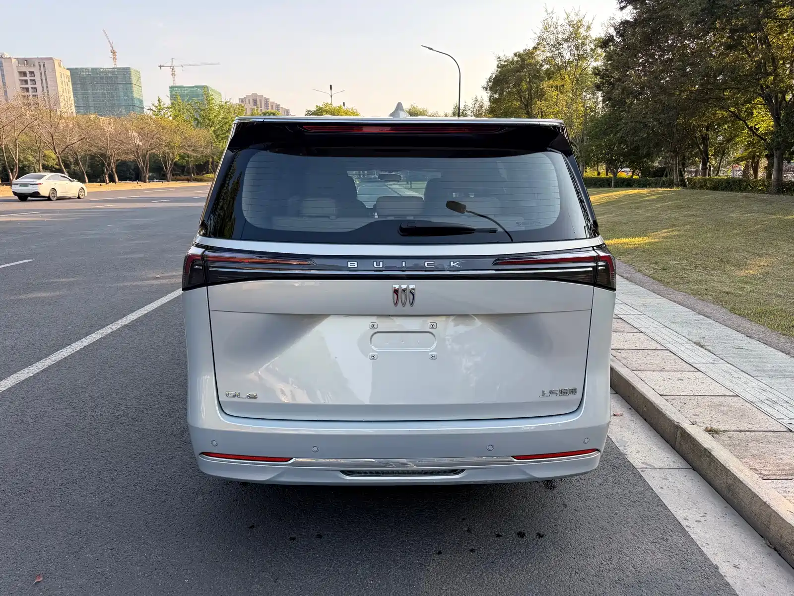 Фото 12 - Buick GL8