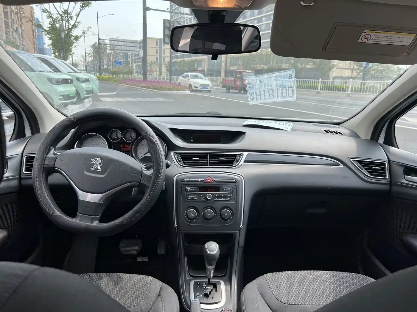 Peugeot 308 2016 2014 Model Joy Edition Classic 1.6L Automatic Superior Style