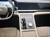 Фото 8 - Geely Monjaro
