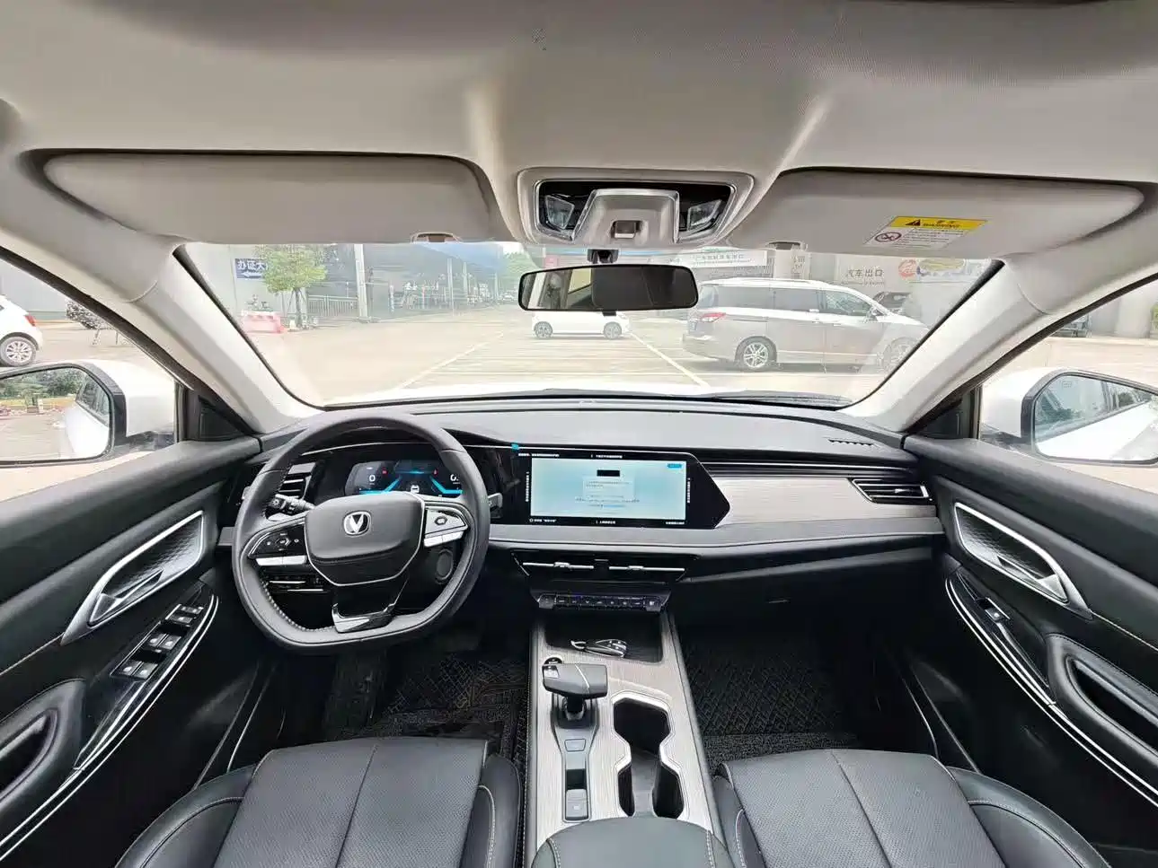 Changan X7 PLUS 2024 2024 1.5T Auto Prestige 7-Seater