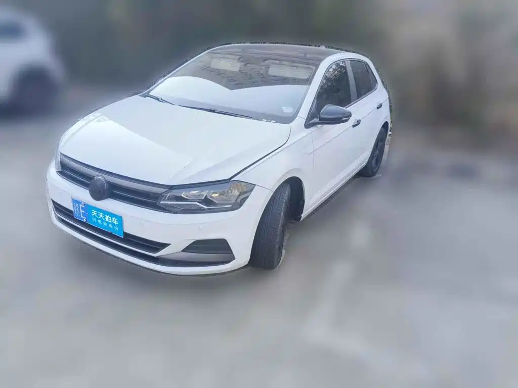صورة 1 - Volkswagen Polo