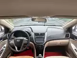 Photo 10 - Hyundai Verna