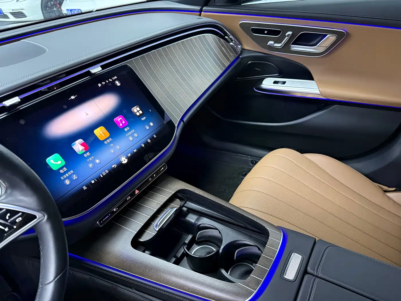 Mercedes-Benz E-Class 2024 E 300 L Fashion фото 15