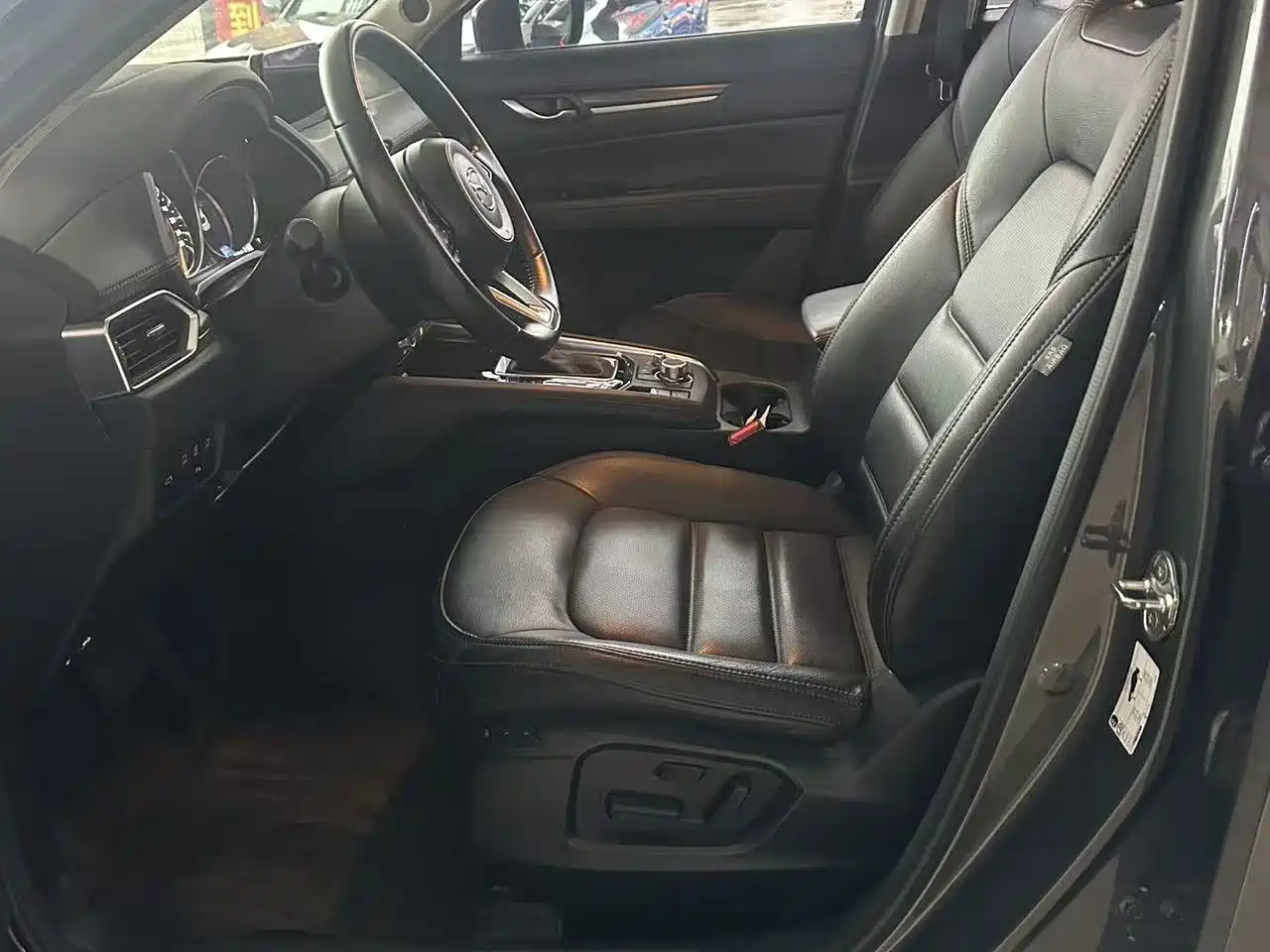 Фото 4 - Mazda CX-5