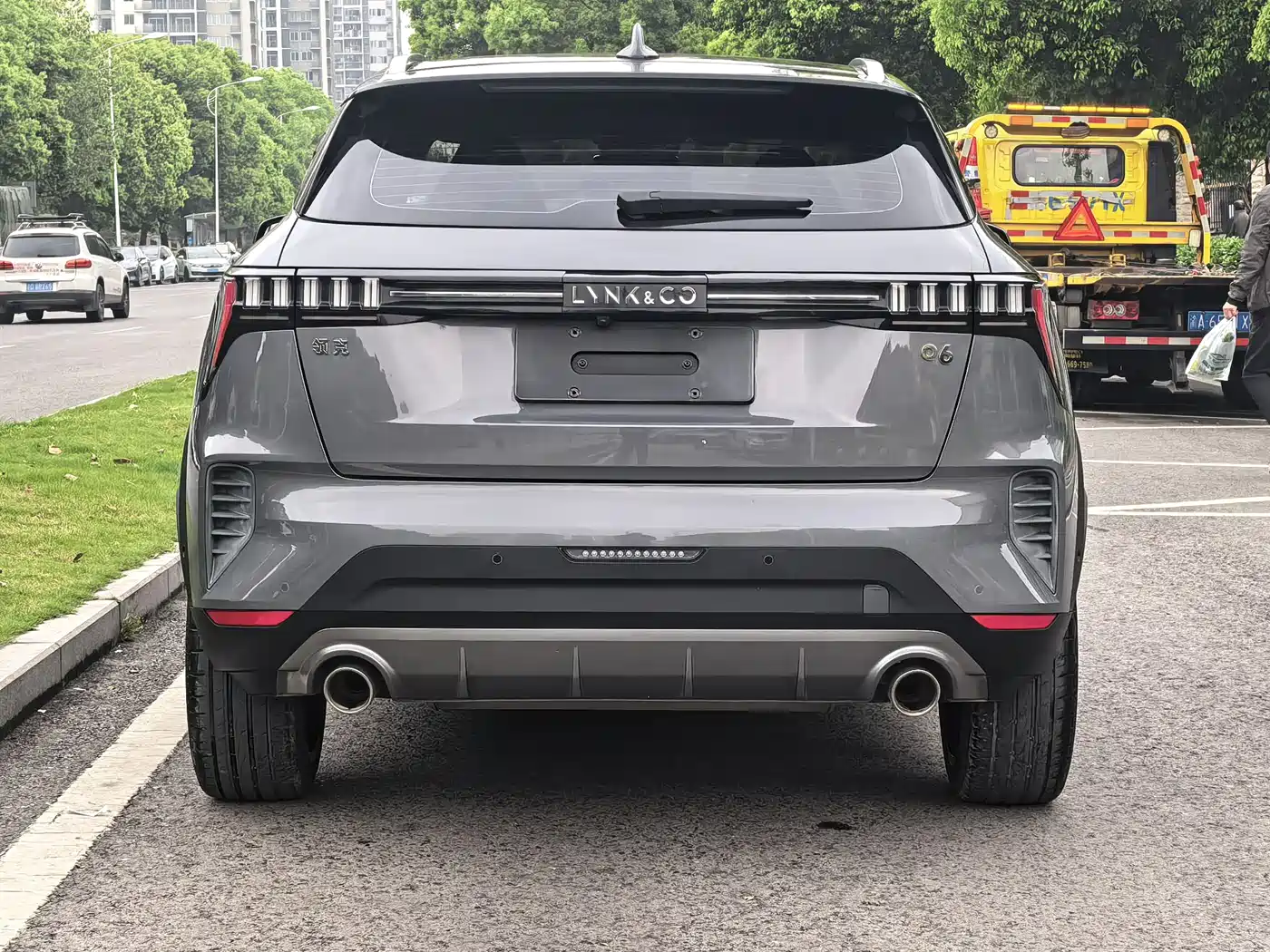 Lynk & Co 06 2020 1.5T Halo фото 6