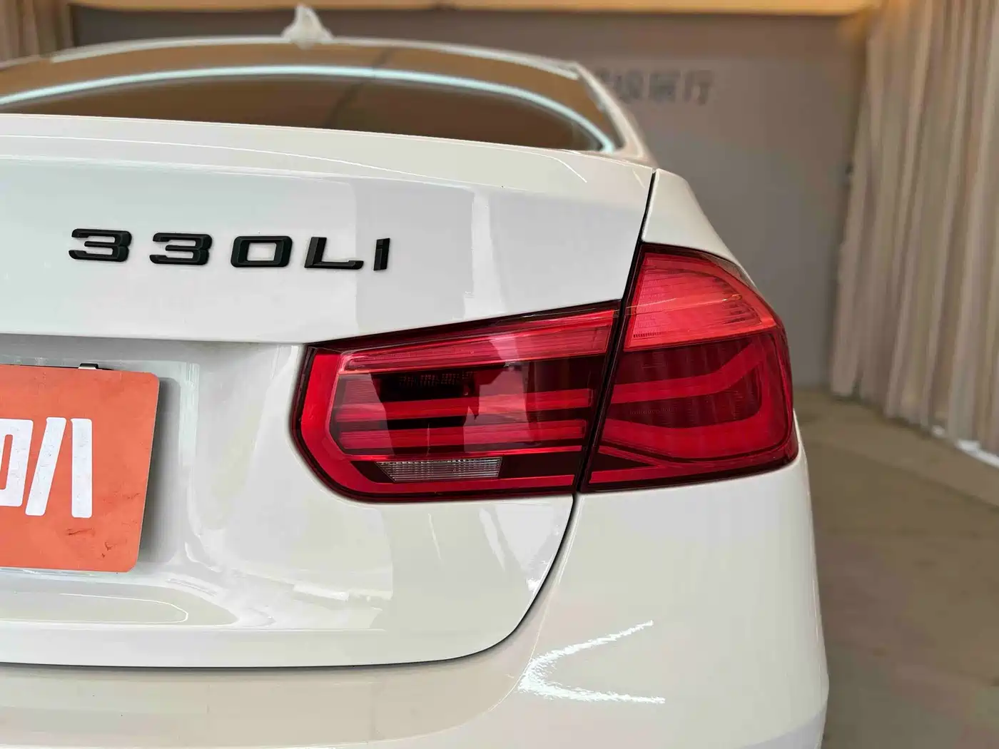 BMW 3 Series 2017 330Li M Sport фото 32