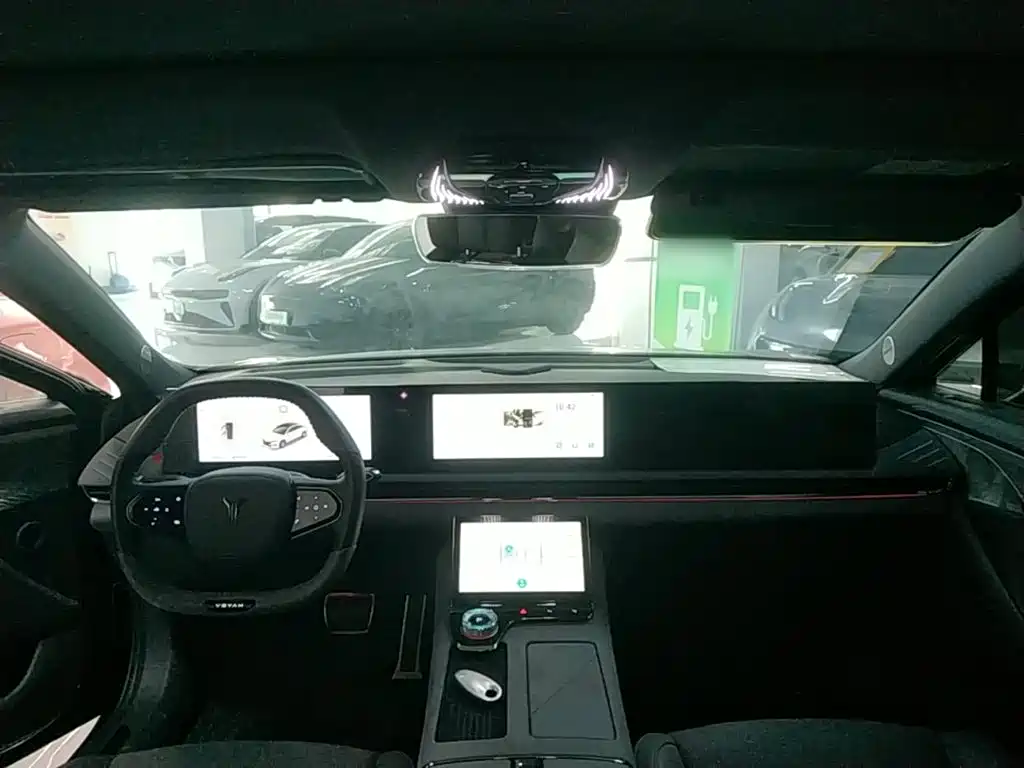 Voyah Passion 2023 2024 PHEV AWD Ultra Long Range Flagship