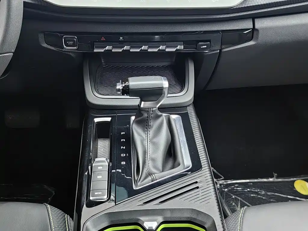 Baojun RM-5 2020 2019 1.5L CVT 24-hour Online Elite 7-seater