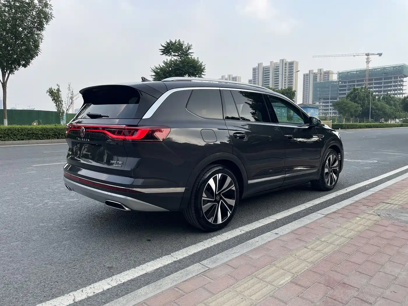 Volkswagen Talagon 2023 Facelift 380TSI 4WD Luxury Premium Pro Edition 6-Seater фото 4