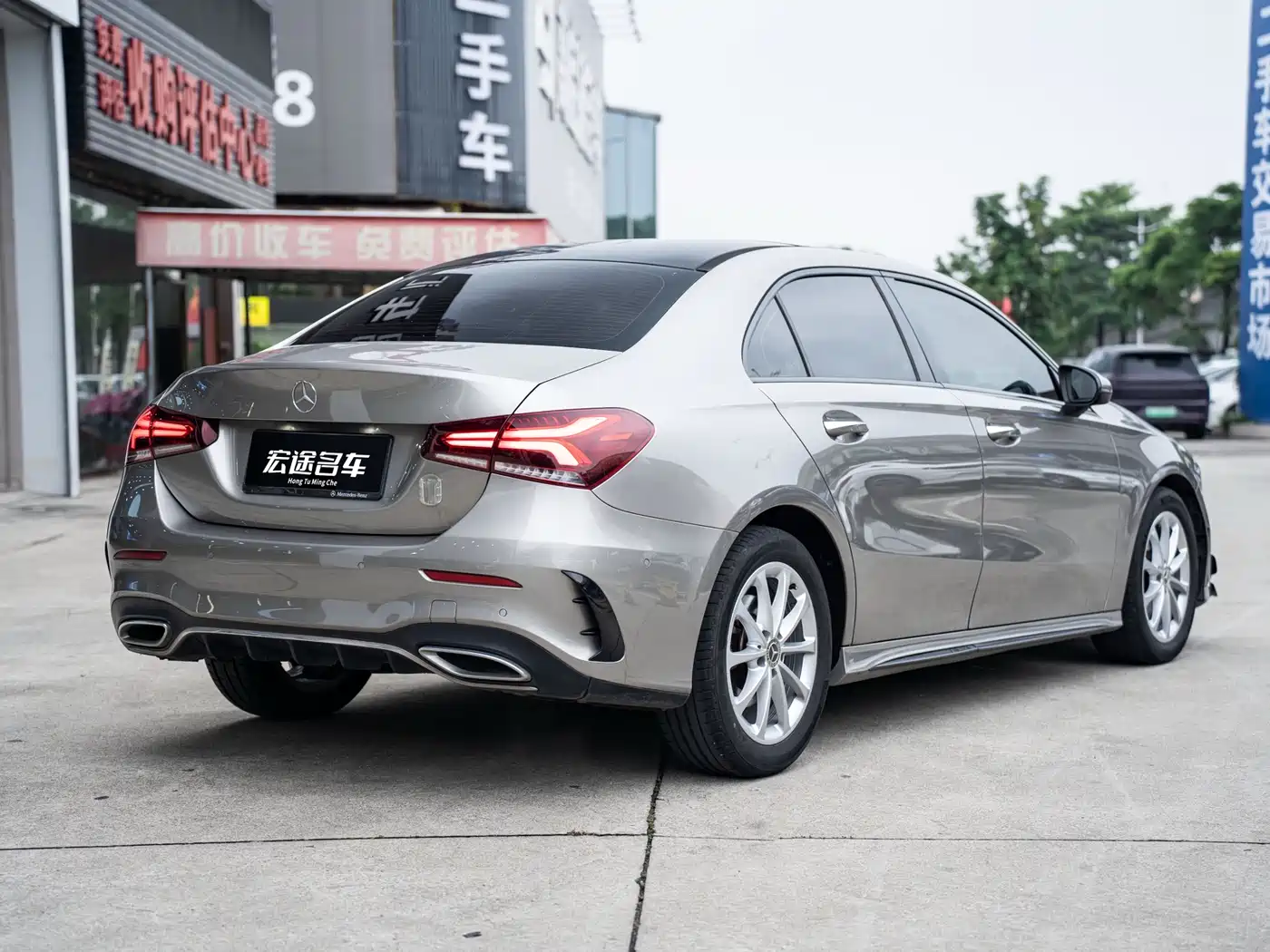 Mercedes-Benz A-Class 2019 A 200 L Sport Sedan фото 3