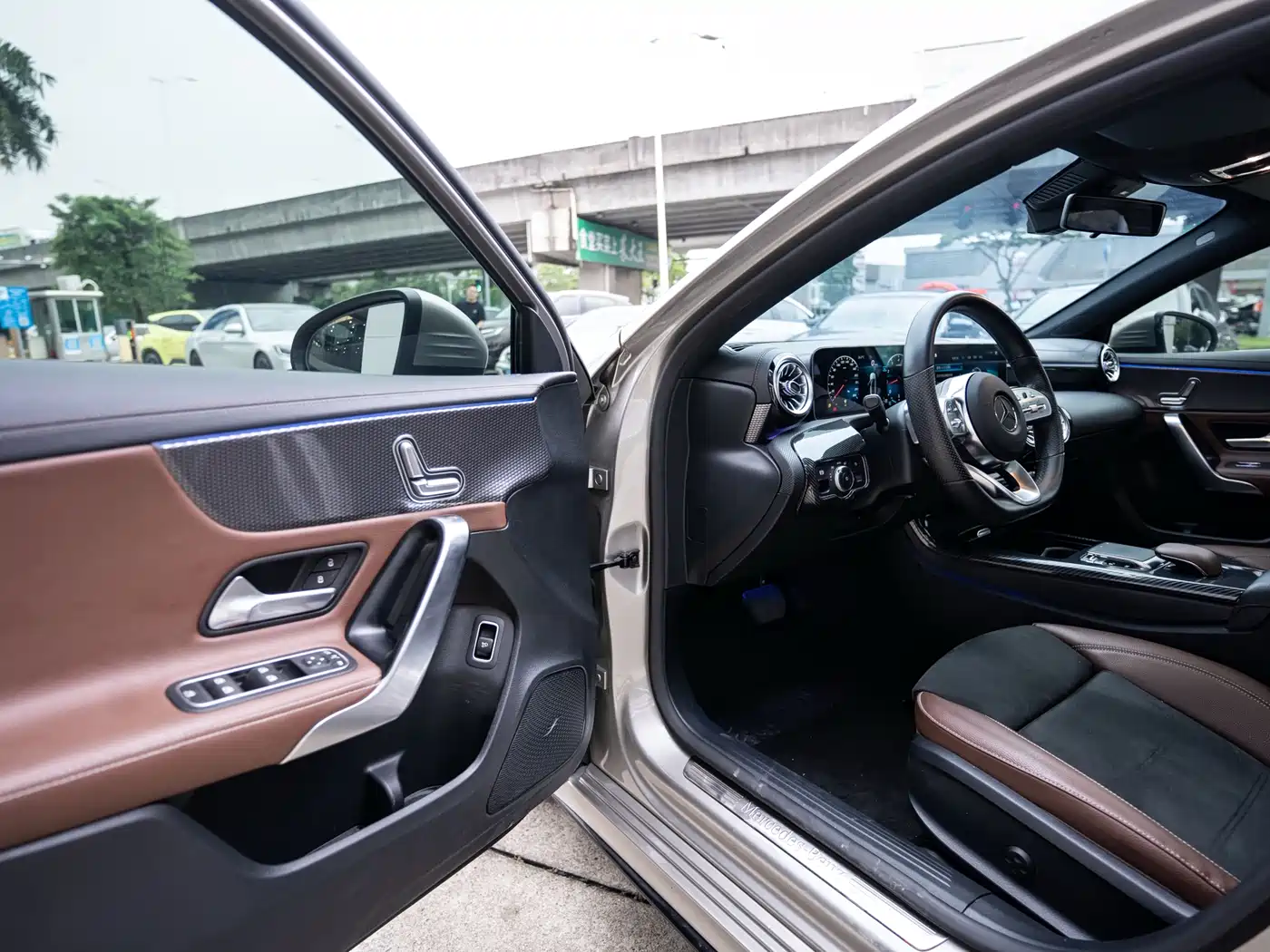 Mercedes-Benz A-Class 2019 A 200 L Sport Sedan фото 7