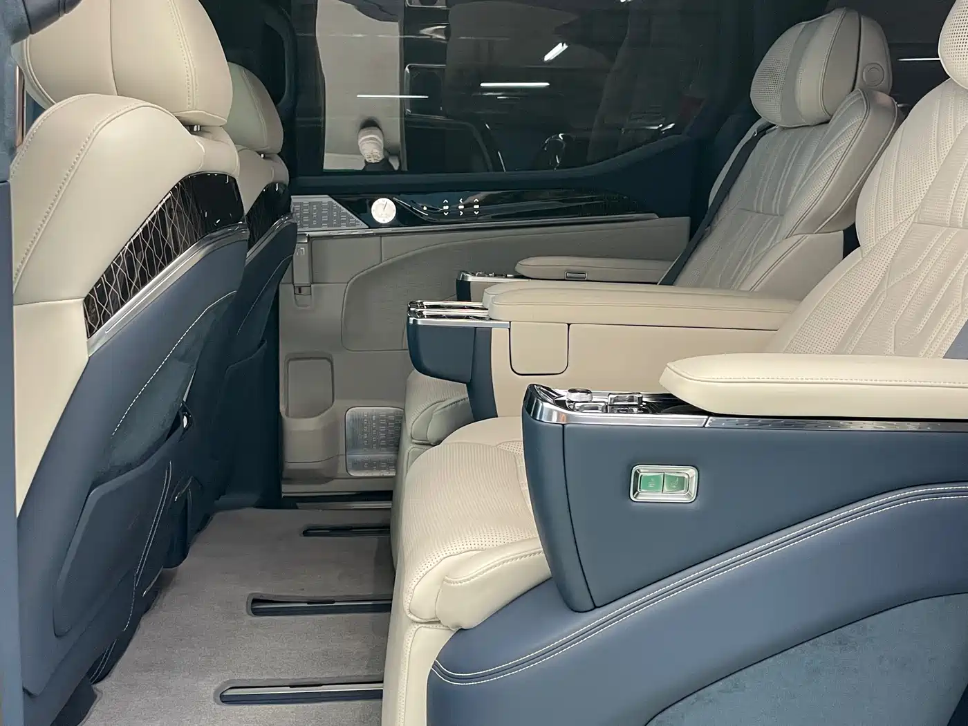 ZEEKR EXTREME KRYPTON 009