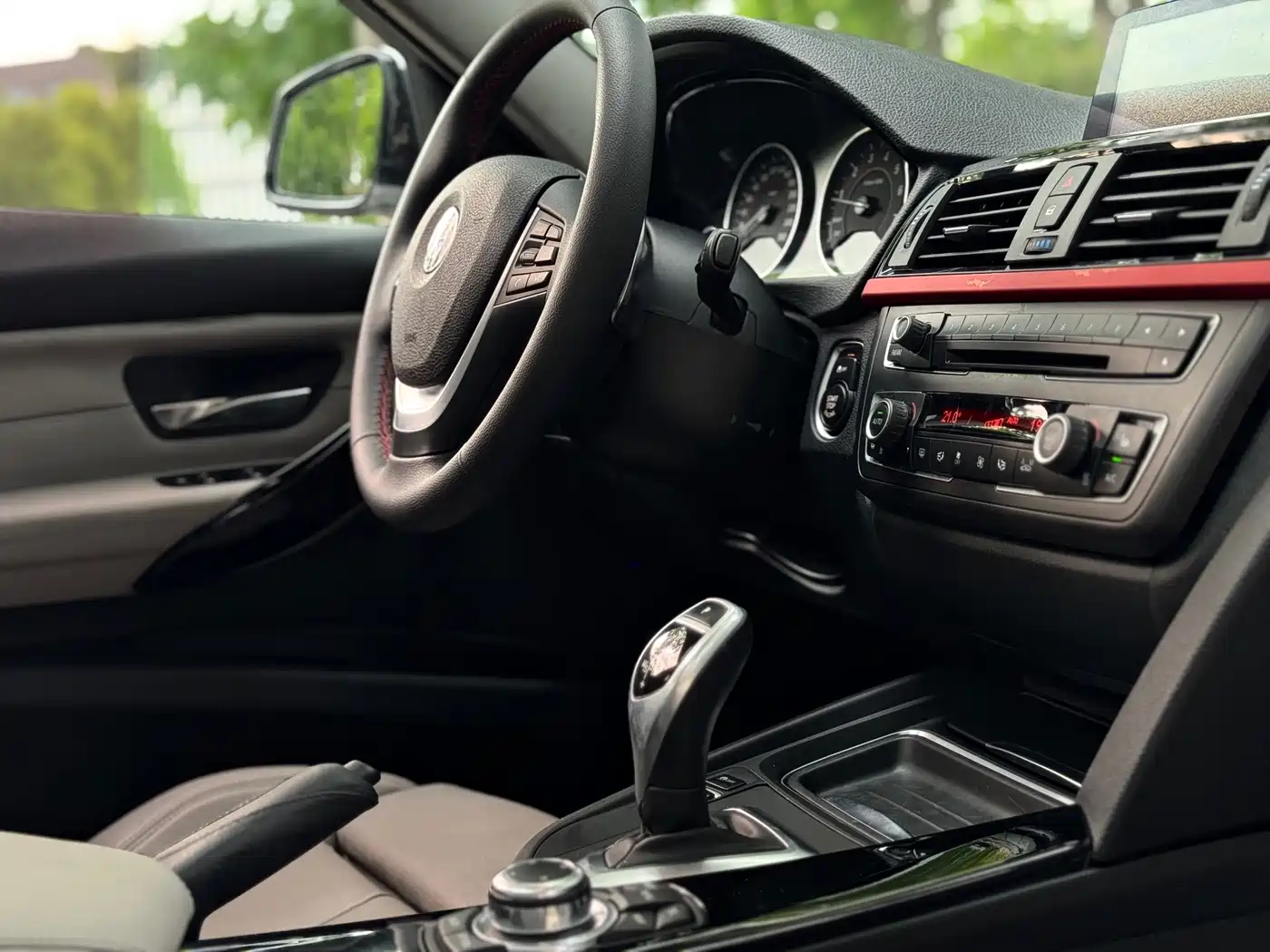 BMW 3 Series (Import) 2013 2013 320i Sport Design Package