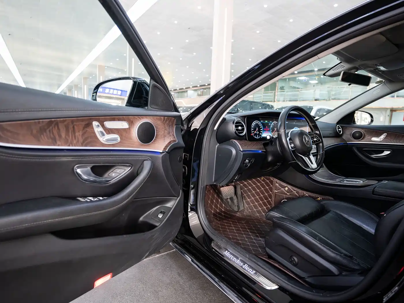Mercedes-Benz E-Class 2019 E 260 L фото 13