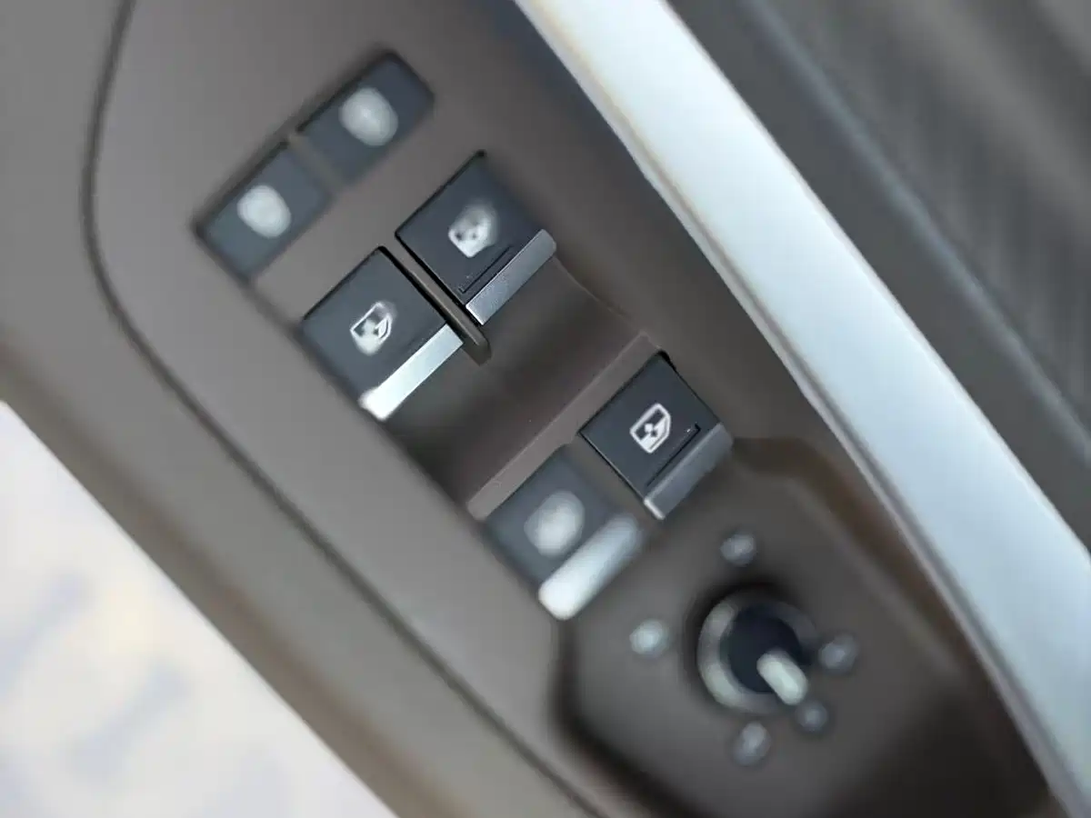 Audi A7L 2024 45 TFSI Luxury фото 8