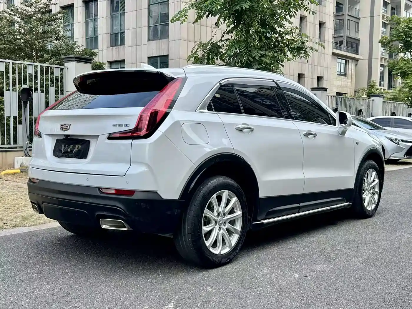 CADILLAC XT4