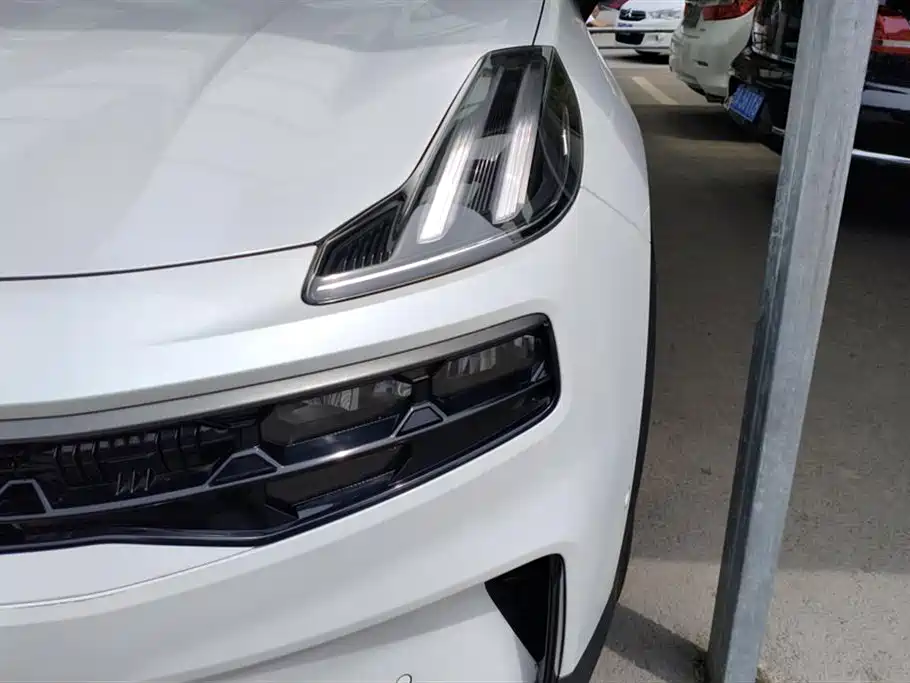 Lynk & Co 06 2023 Remix 1.5T Power Halo фото 5