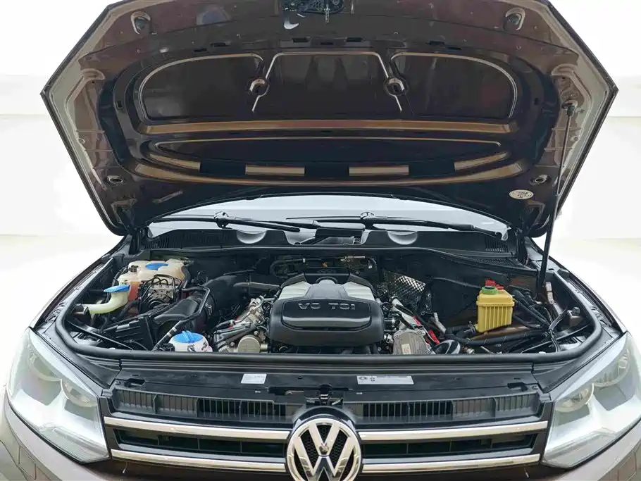 Volkswagen Touareg 2011 3.0TSI Standard фото 7