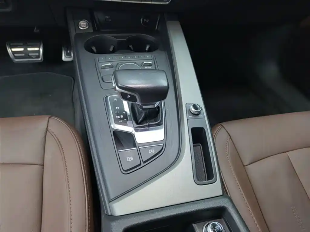 Audi A4L 2018 30th Anniversary 40 TFSI Progressive фото 13