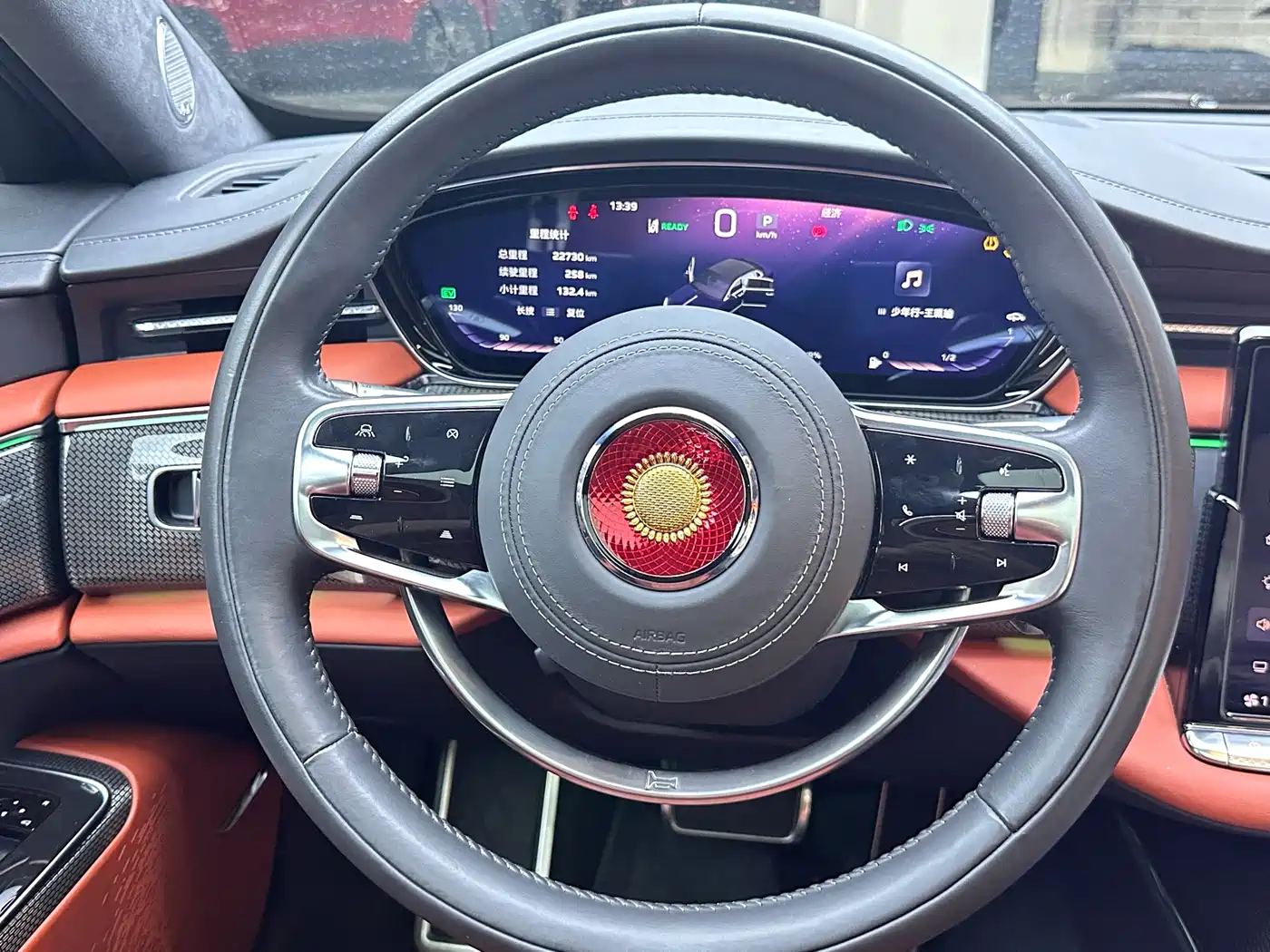 Hongqi Guoya 2024 4.0T V8 Version фото 4