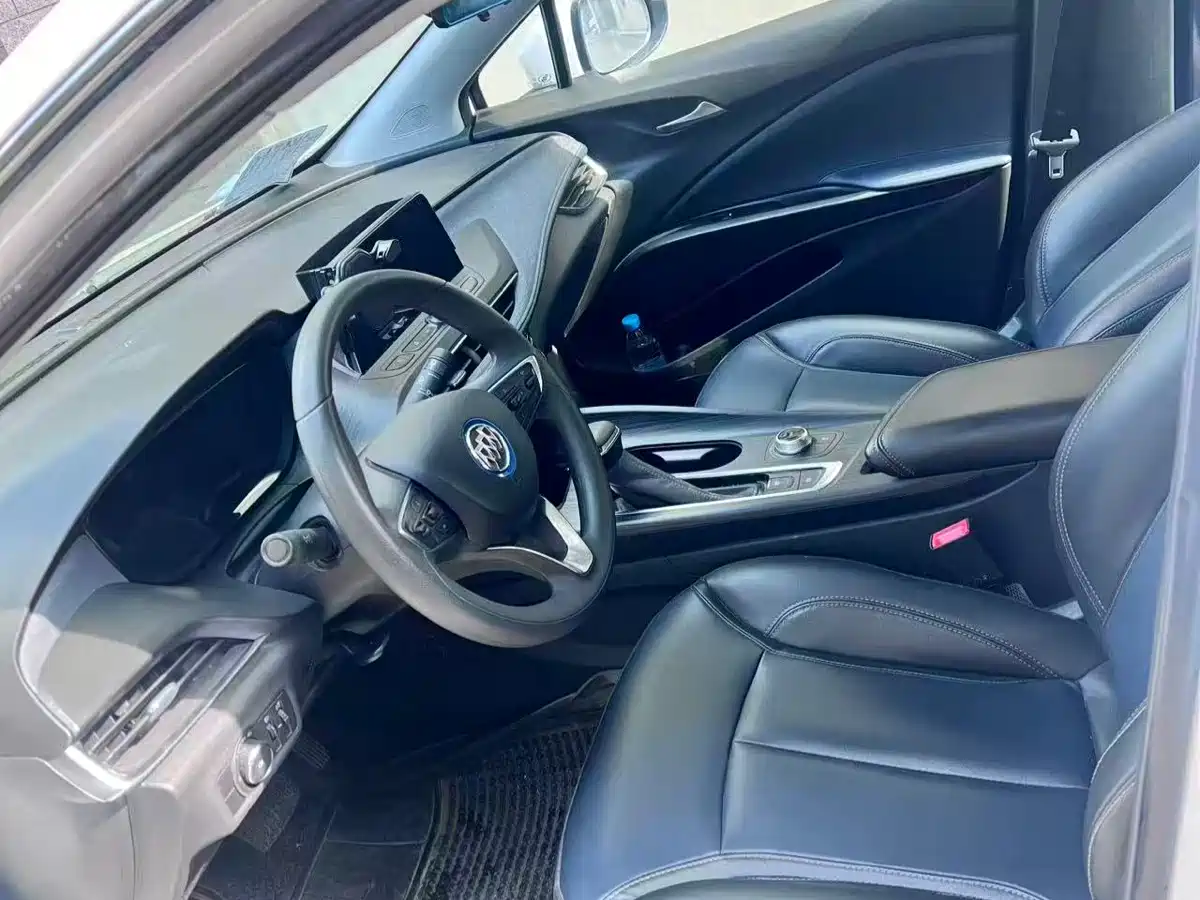 BUICK SLIGHTLY BLUE 6