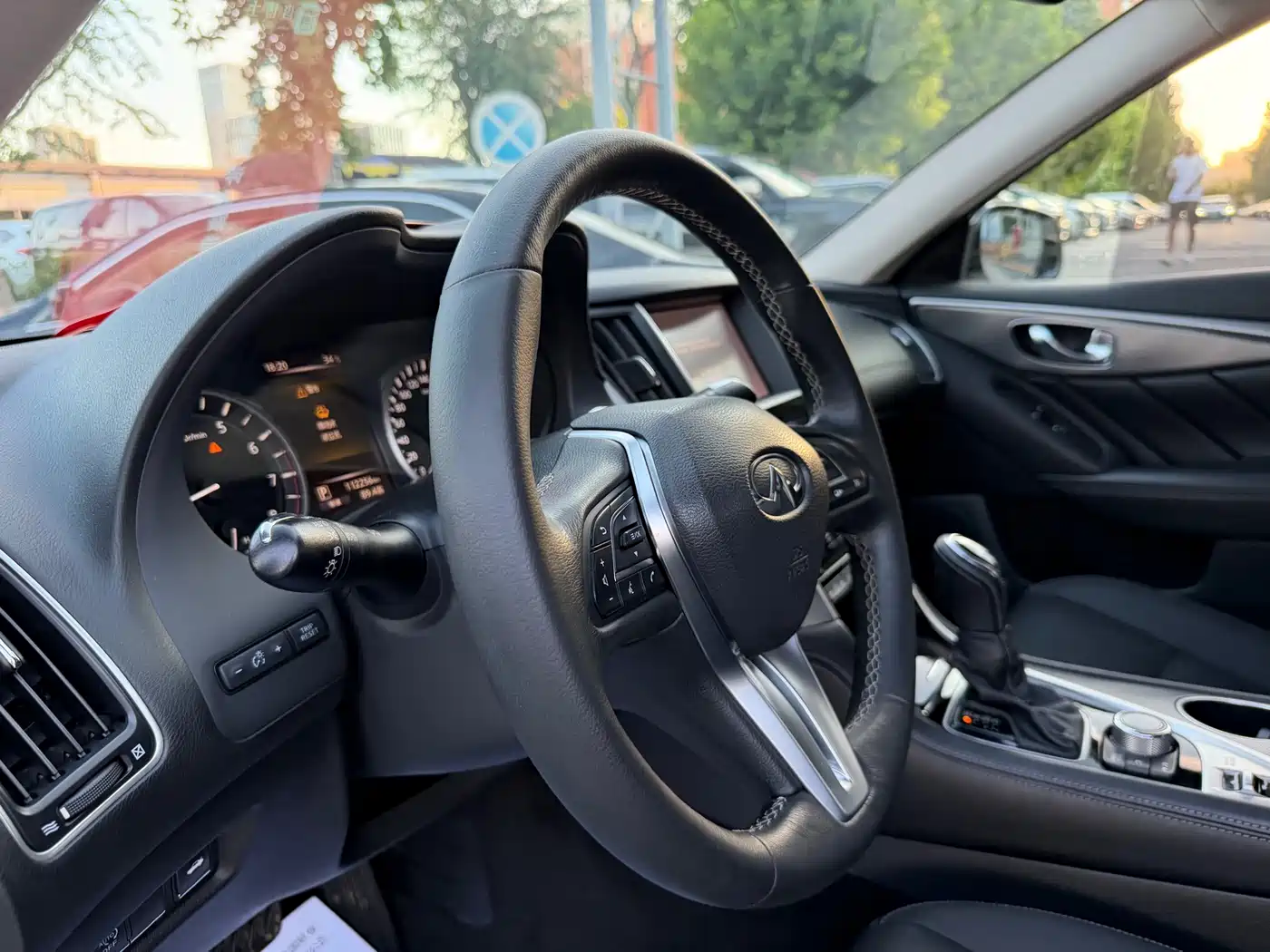 Infiniti Q50L 2018 2018 2.0T Leisure Edition (China VI)