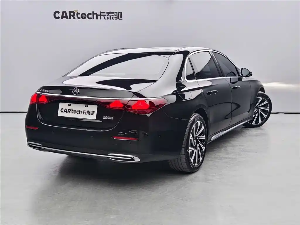 Mercedes-Benz E-Class 2024 E 300 L Premium Sport фото 3