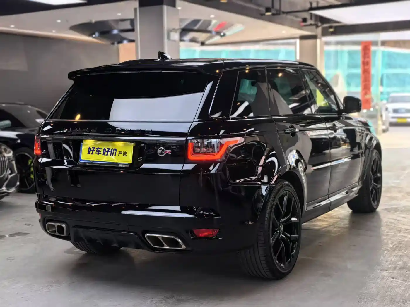 Land Rover Range Rover Sport 2022 5.0 SC V8 SVR фото 5