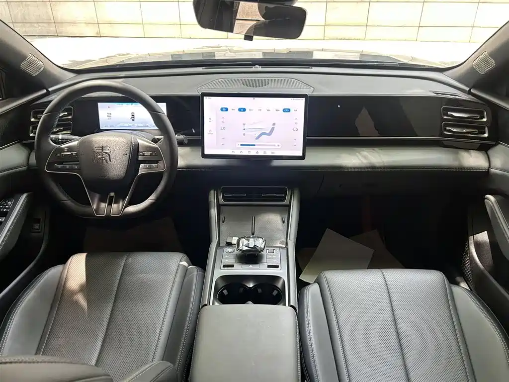 BYD Qin L 2024 DM-i 120KM Leading фото 13