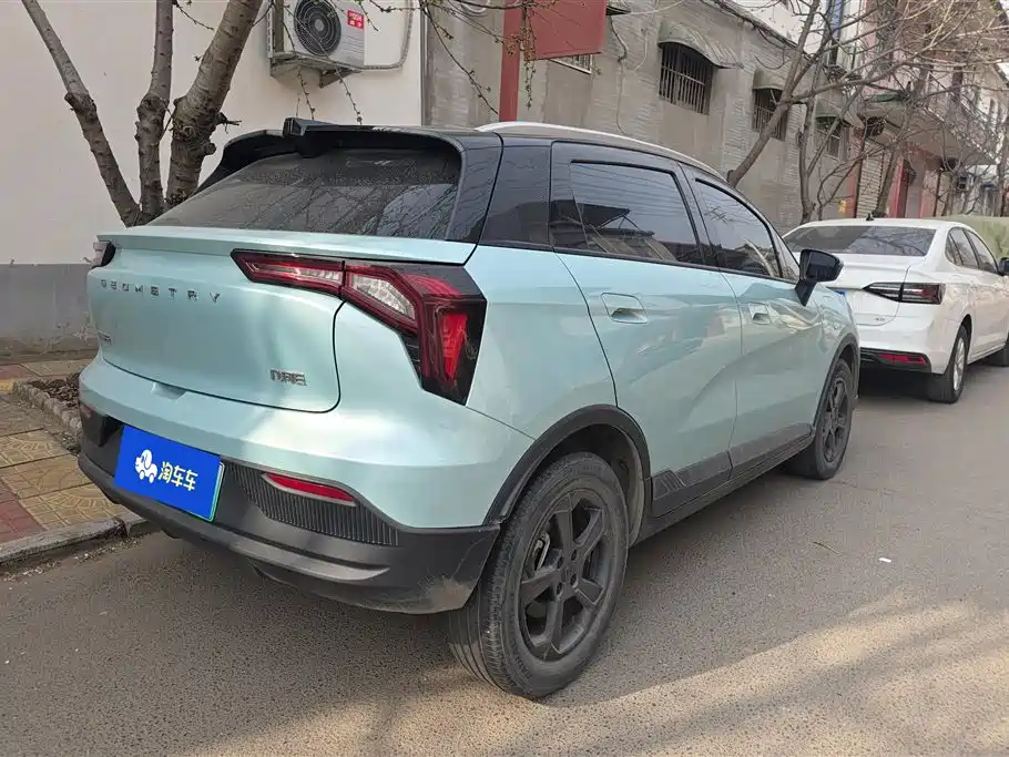 GEELY GEOMETRY E FIREFLY