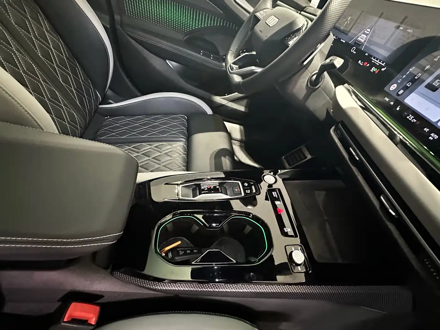 Audi A5L 2025 2.0T Sport Edition quattro фото 7