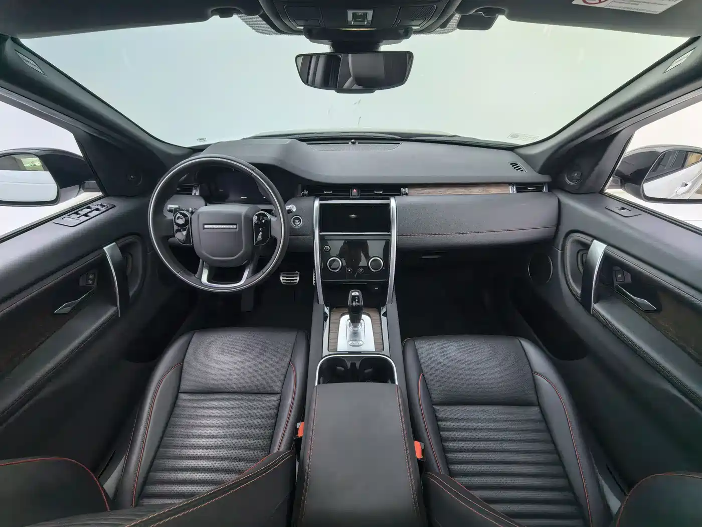 LAND ROVER DISCOVER SPORTS