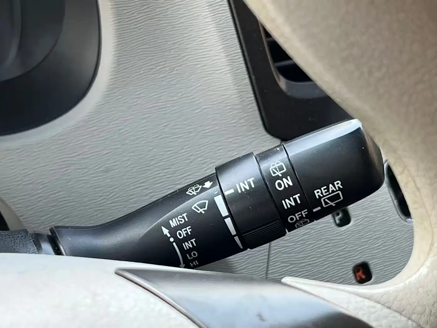 Toyota Sienna 2015 3.5L 2WD LE фото 15