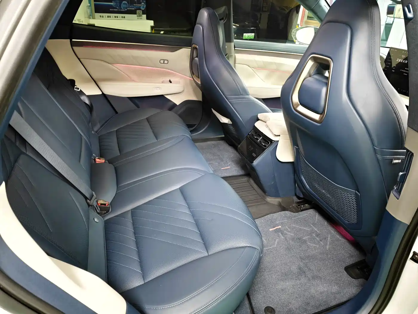 ZEEKR EXTREME KRYPTON 001