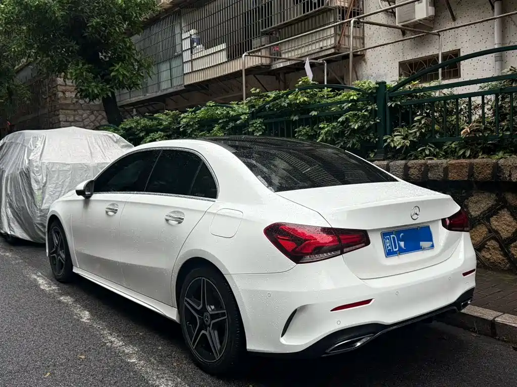 Mercedes-Benz A-Class 2019 A 200 L Sport Sedane Pioneer Special Edition фото 4