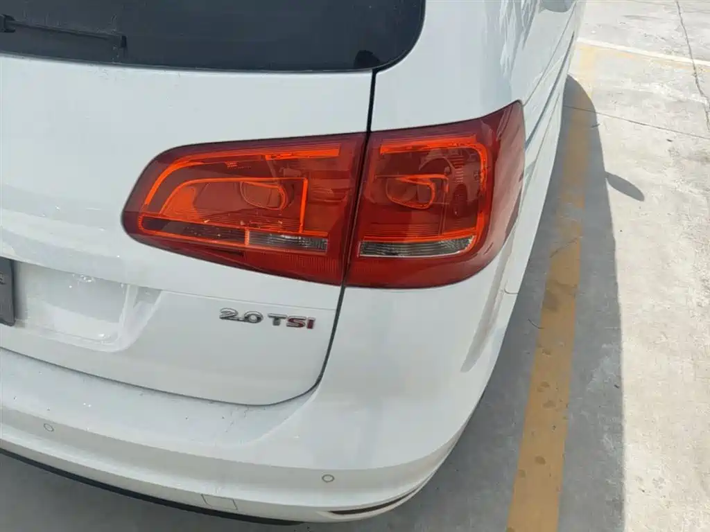 Volkswagen Sharan 2014 2.0TSI Standard фото 8