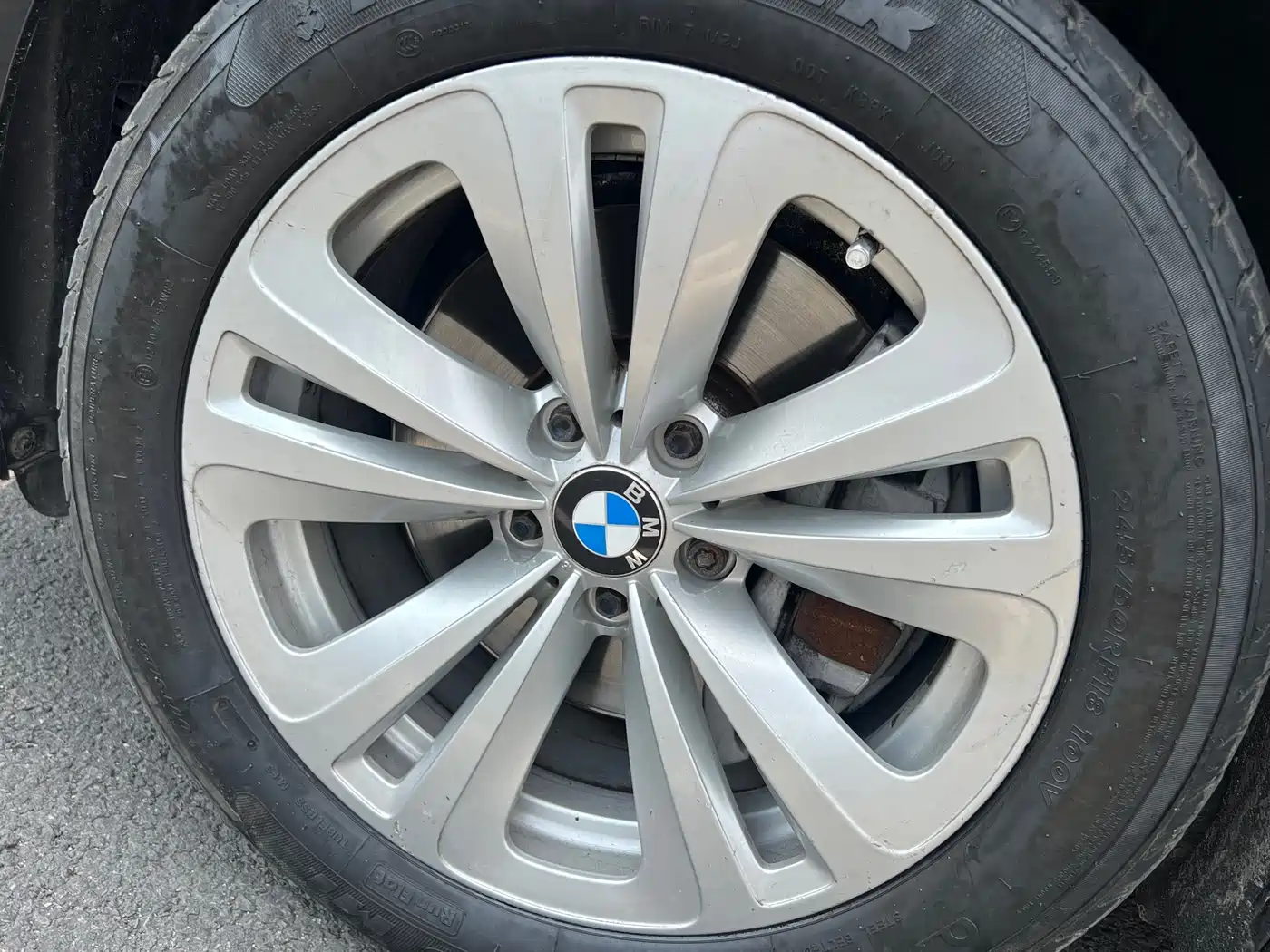 BMW 7 Series 2009 730Li Leading фото 21