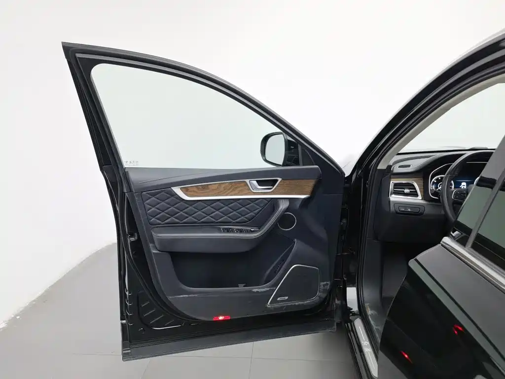 Hongqi HS7 2022 2022 3.0T Automatic 4WD ZhiLian QiXiang Edition 5-seater