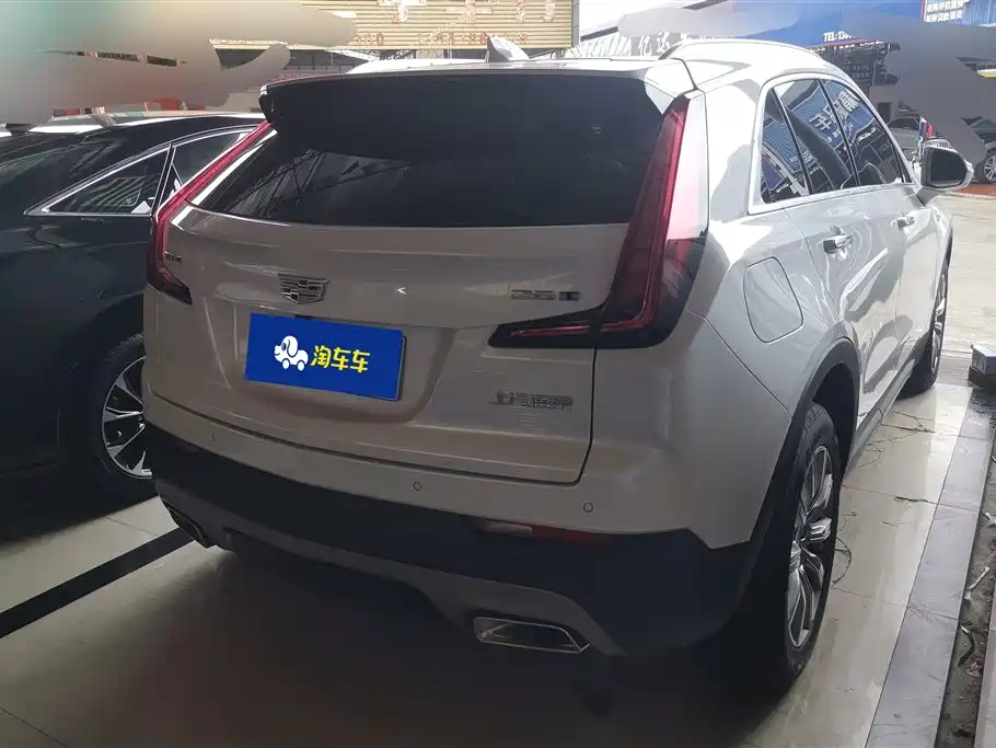 Cadillac XT4 2018 28T FWD Leading Edition фото 3