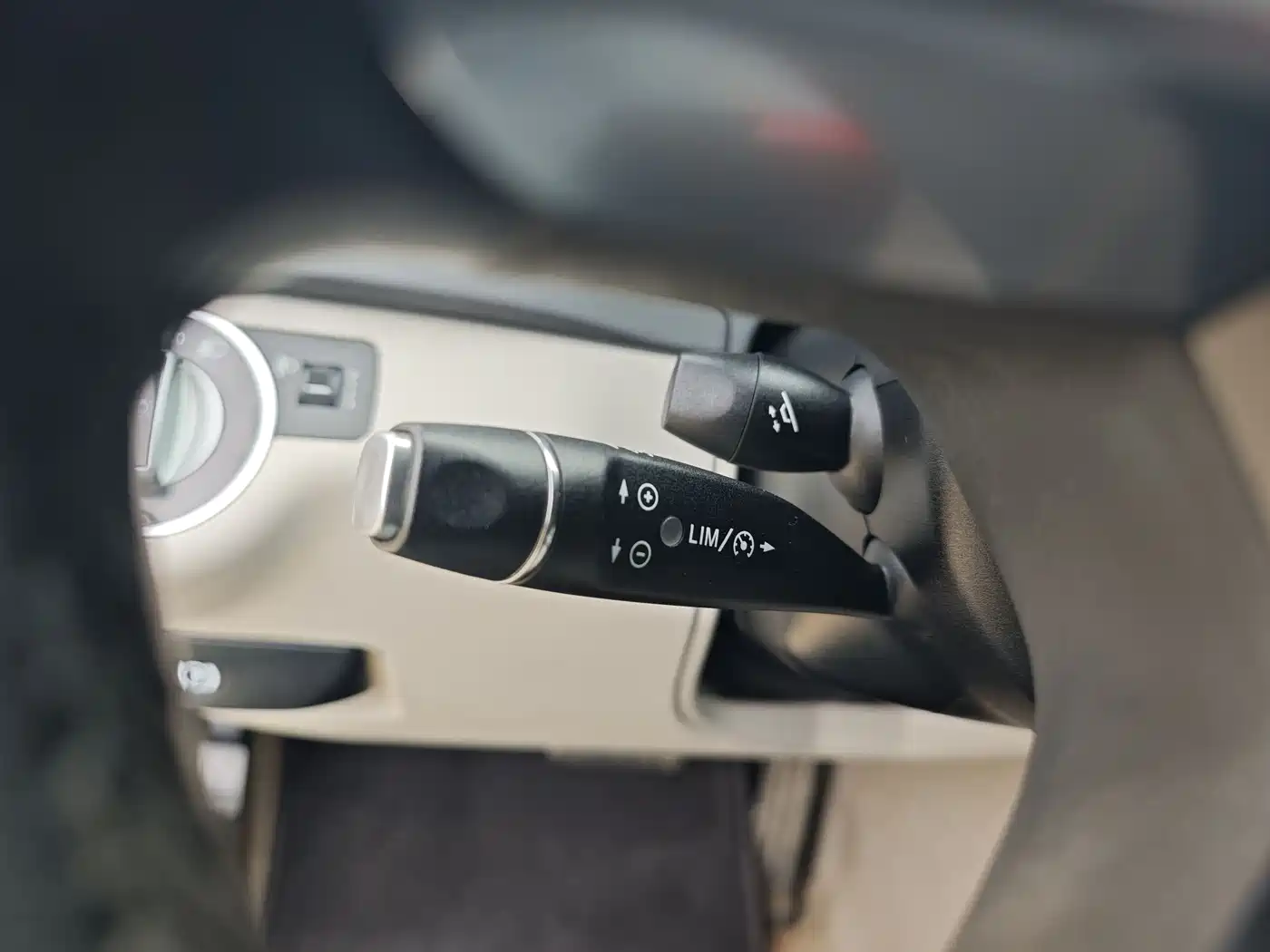 Mercedes-Benz C-Class 2013 C 260 Elegance Grand Edition фото 10