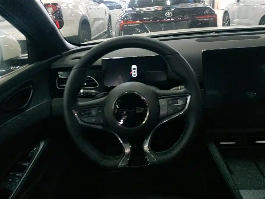 BYD Seal 06 DM-i Touring 2025 DM-i 150KM Premium фото 15